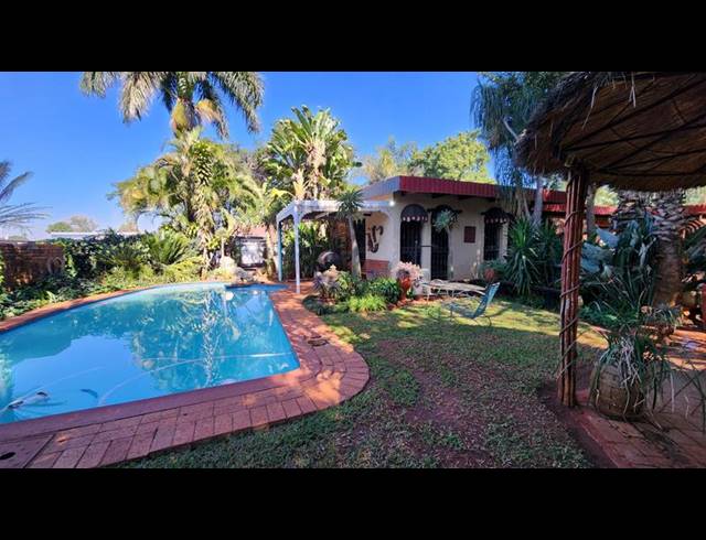 3 BEDROOM HOUSE FOR SALE IN THE ORCHARDS